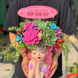 Tượng hoa sen đá cô gái nhỏ